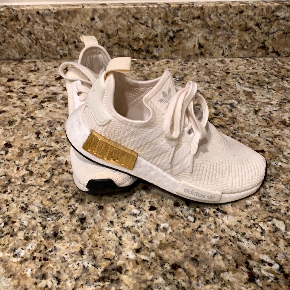 Adidas Tennis shoes